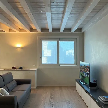 Con Piscina Vicino Venezia *